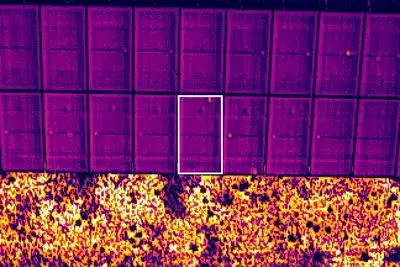 Single hot cell. Thermal image from a real inspection, peak temperature difference against its neighbours +4.9 K.