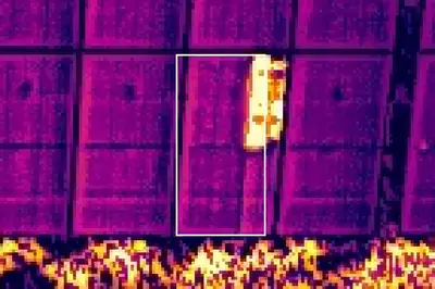 Glass breakage. Thermal image from a real inspection, peak temperature difference against its neighbours +64.0 K.